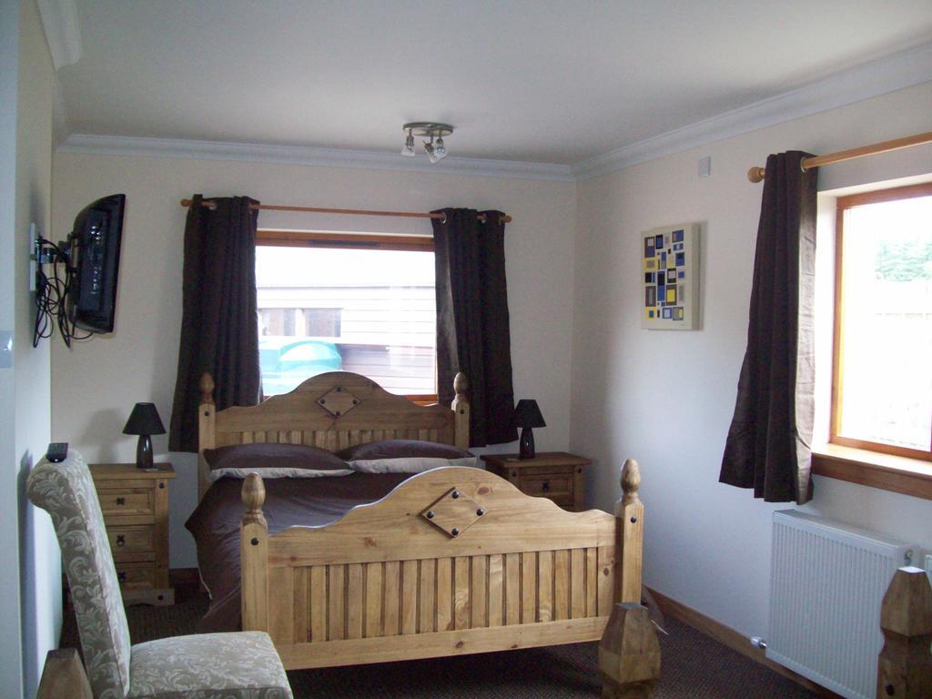 Westview House Bed & Breakfast Инвернес Екстериор снимка