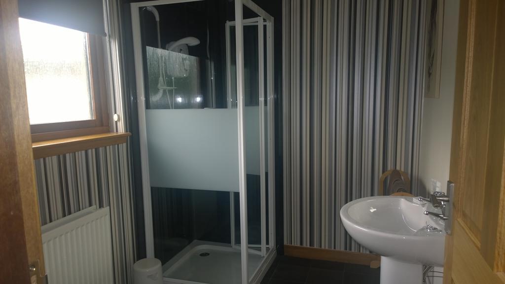 Westview House Bed & Breakfast Инвернес Екстериор снимка